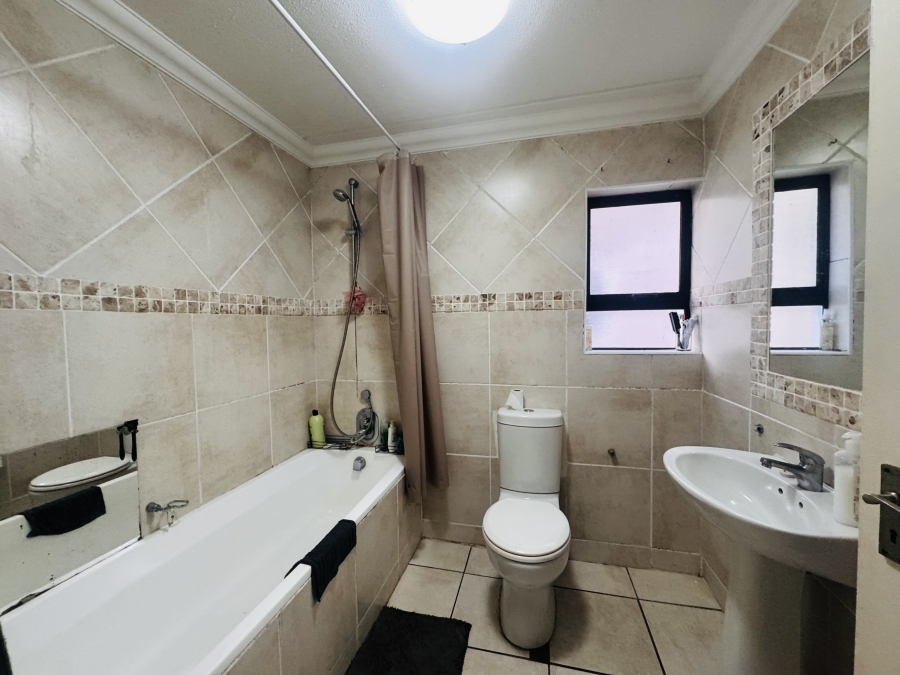 2 Bedroom Property for Sale in Rome Western Cape